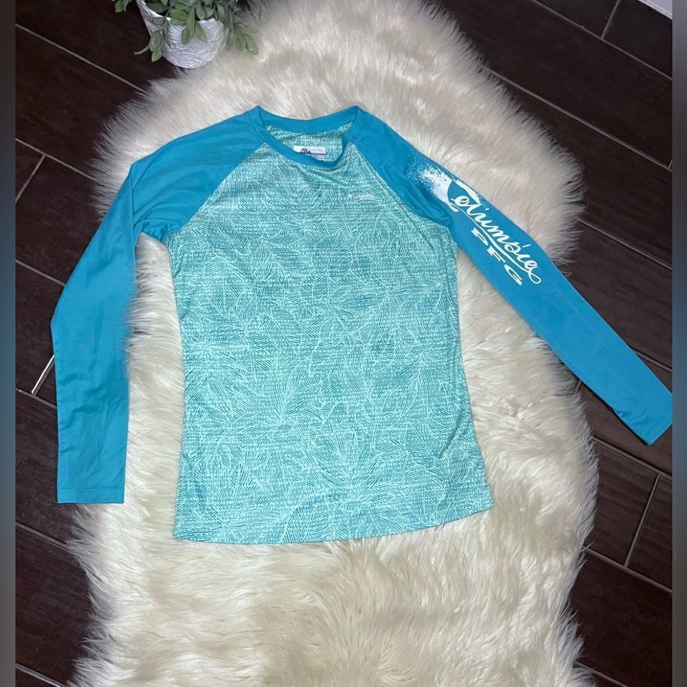Columbia turquoise/sea green print rash gaurd sz large(14/16)
